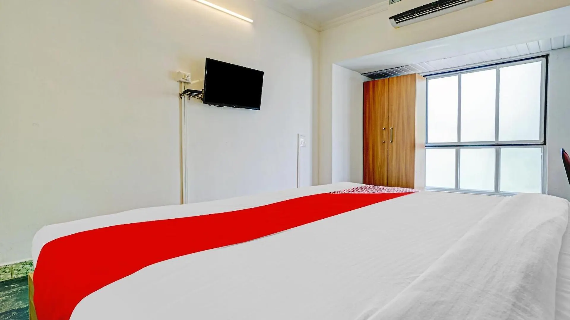 Hotel O The Viceroy Residency Kochi